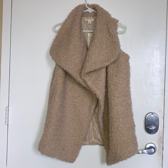 Francesca’s Taupe Sherpa Vest - Picture 1 of 6